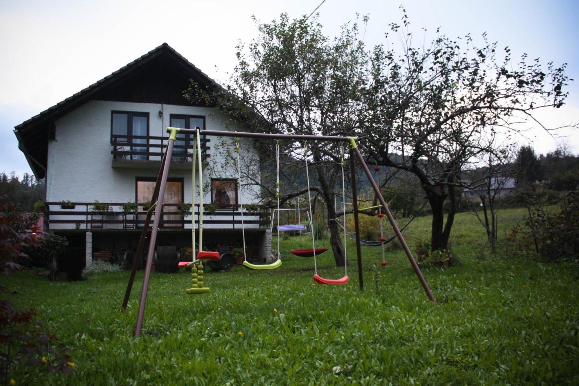 Holiday House On The Riverside Ogulin Exterior photo